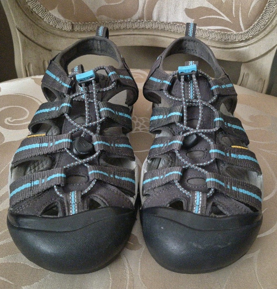 Sandalo KEEN Newport H2 11 US donna Raven Capri 1014200 impermeabile escursionismo come nuovo