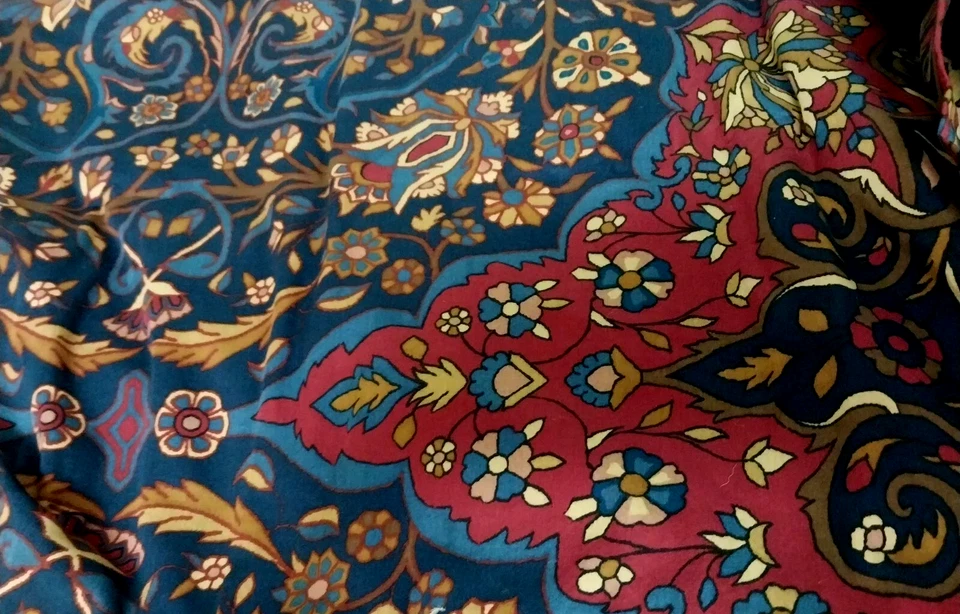 SÁBANA PLANA RALPH LAUREN BRENTFORD TONO JOYA HECHA EN ITALIA ROJO/AZUL SATÉN KING Foto 4 de 4