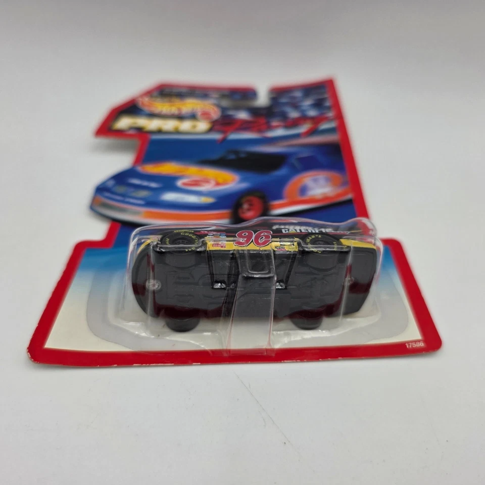 Hot Wheels Pro Racing Caterpillar David Green #96 NASCAR Car Sealed - Image 3 of 4