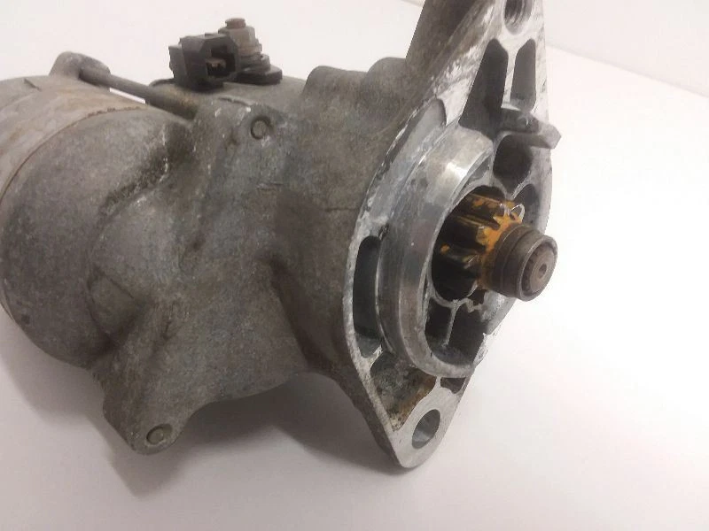 Motor de arranque Chrysler Sebring 2003-2006 2,4 L OEM Stratus 04609703AF Foto 2 de 4
