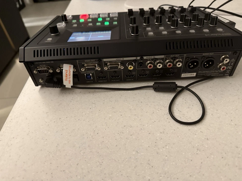 Roland VR-4HD All-In-One HD AV Mixer High Definition Multi-Format Good Condition - Image 4 of 4