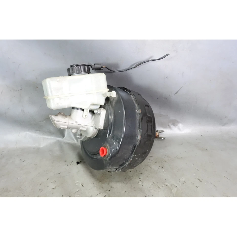 Amplificador de freno BMW E90 serie 3 serie 1 con conjunto de cilindro maestro 2007-2013 OEM Foto 2 de 4