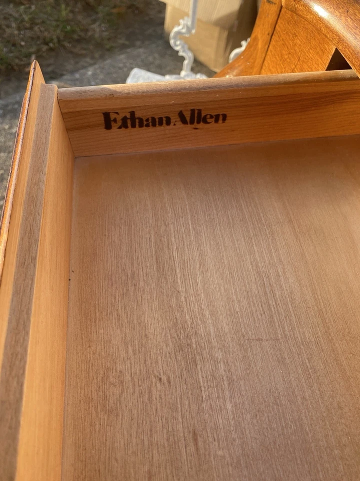 Hermosa mesa consola de entrada francesa Ethan Allen Country #26-9302 #236 madera frutal Foto 2 de 4