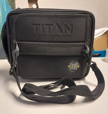 Titan Deep Freeze Expandable Lunch Box Bonus 2 Ice Walls + Leakproof Container