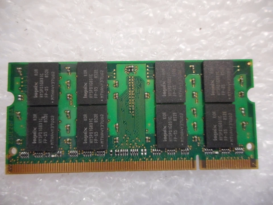 Buffalo 2GB 2RX8 PC2-6400S DDR2-SDRAM Laptop Memory - D2N800C-1GHCJ - Image 2 of 2