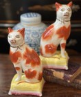 Glorious Rare Large 19C Russet White English Staffordshire Mantle Cat Pair 7.5” — photo 6