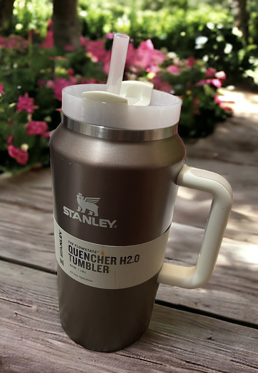 Stanley The Flowstate Quencher H2.O Tumbler 64oz New,Authentic