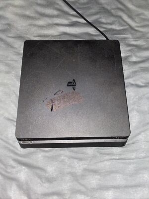 Sony PlayStation 4 Slim 500GB Spielekonsole - Jet Black