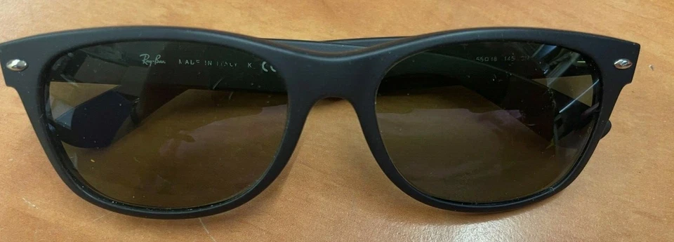 Ray-Ban Folding Wayfarer RB4105, photo 1 sur 5