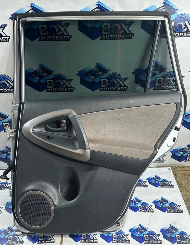 Toyota Rav4 2006-2012 puerta trasera derecha pasajero conjunto completo Foto 2 de 3