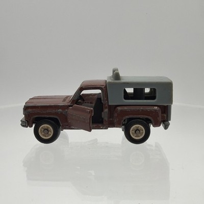 Vintage Tomy Tomica Diecast CHEVROLET TRUCK (No. F44) w/Camper Brown Doors Open