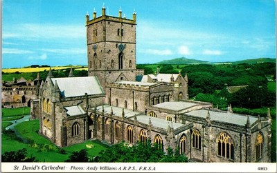 Sr. David's Cathedral Pembrokeshire Wales Chrome Postcard