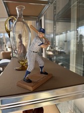 Mickey Mantle Rookie Cards and Memorabilia Buying Guide 67