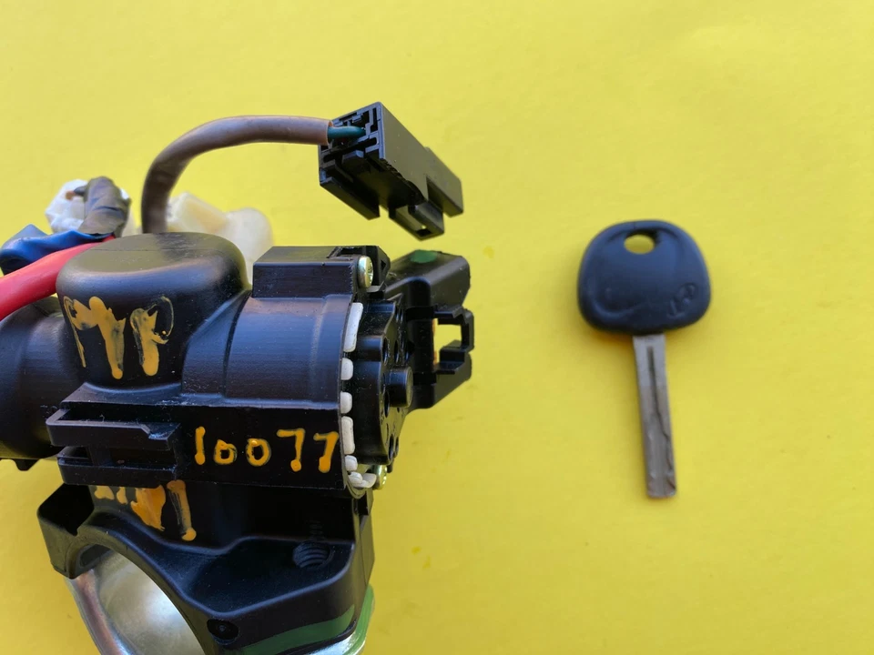 Interruptor de encendido Hyundai Sonata 2011-2014 cilindro de bloqueo sin llave OEM 81900-3SA00 Foto 2 de 4