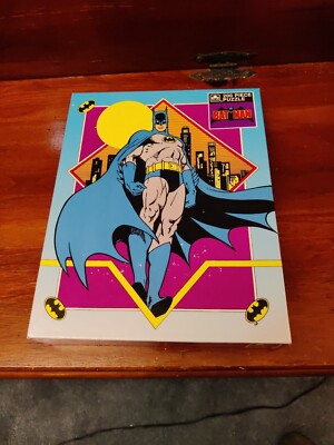Unopened Golden Vintage Batman 200 pc Puzzle