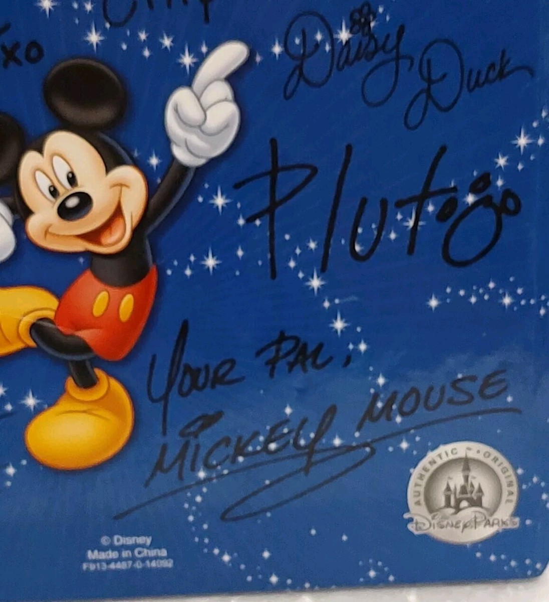 Walt Disney World Parks Official Authentic Autograph Book souvenir