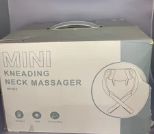 Wireless Heated Mini 5D Kneading Neck Massager HP-678, Beige