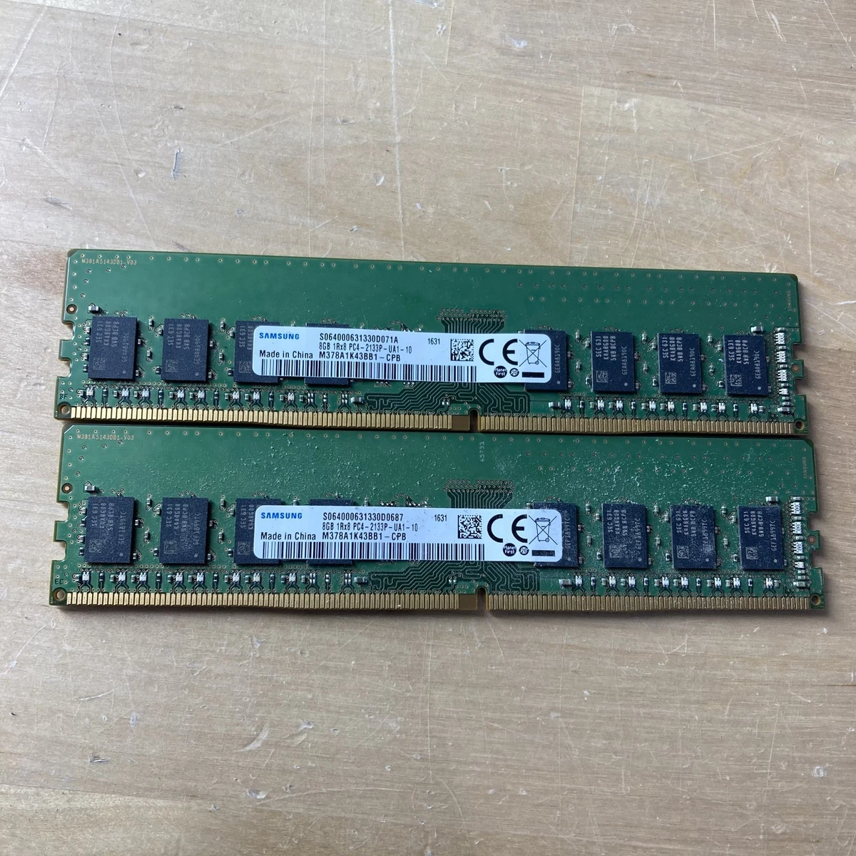 Samsung PC4-17000 (DDR4-2133) Bus Speed Computer RAM 16 GB Total