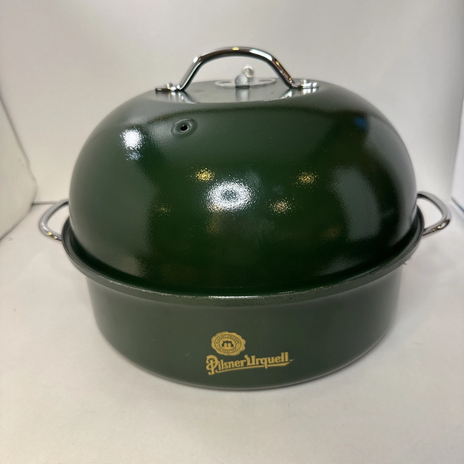Pilsner Urquell Czech Beer Camping PortableBBQ Grill Smoker w/Nonstick Grill Pan