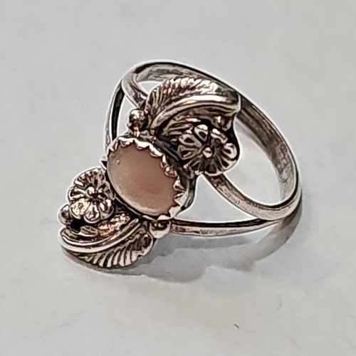 Navajo Sterling Silver Floral Ring Pink Stone Native American Jewelry Size 4.5