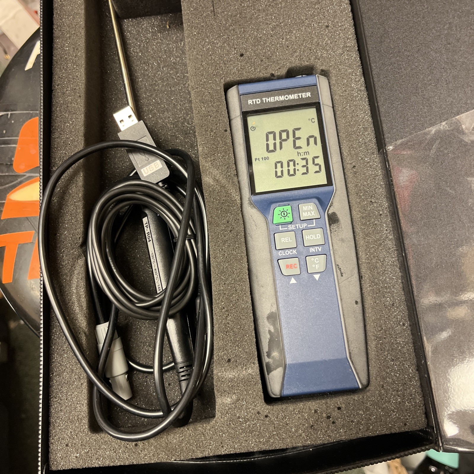 CENTER-376 Datalogger Precision RTD Thermometer (0.01°C),Record Temperature