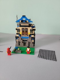 LEGO NINJA Emperor&rsquo;s Stronghold 3053 & Fire Fortress 3052 - 95% Comp with Manual