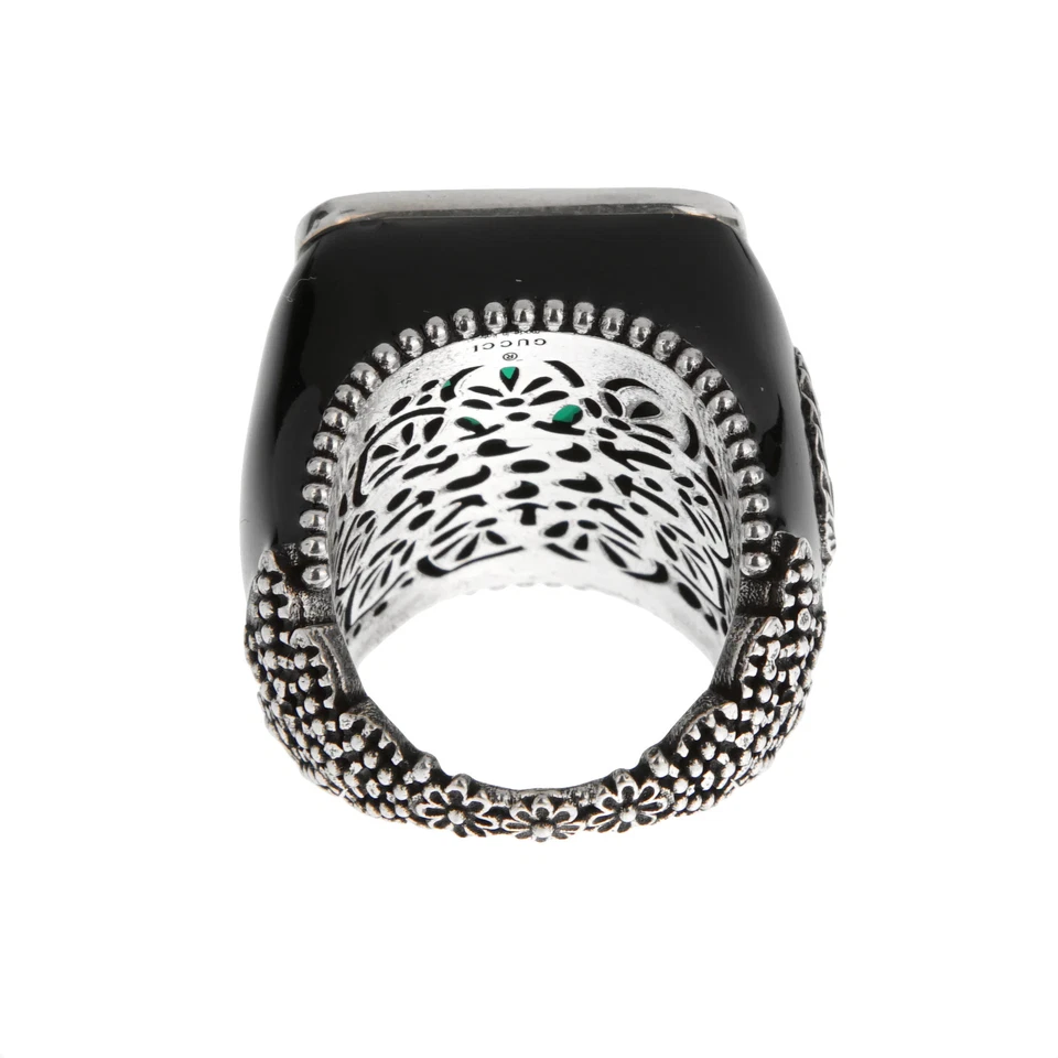 Anillo de cóctel Gucci de plata de ley de cristal rojo con esmalte negro Foto 2 de 3