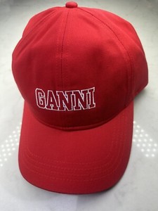 GANNI CAP 赤　ファイアリーレッド　美品　レア Ganni Hat | eBay