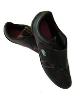 LACOSTE-WOMENS BLACK LEATHER SLIP ON SNEAKERS,WIDE STRAP CLOSURE,LOGO, SZ. 8.5