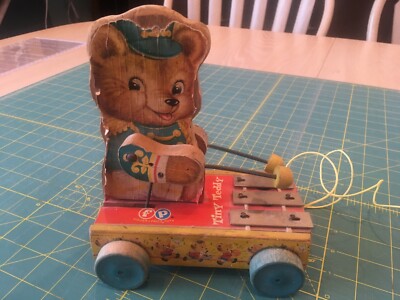 fisher price tiny teddy pull toy