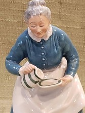 Vtg Royal Doulton The Favourite LOW # By Mary...