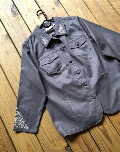 NWT Quacker Factory women's L dark gray rhinestone button up shirt / jacket - Picture 2 of 12