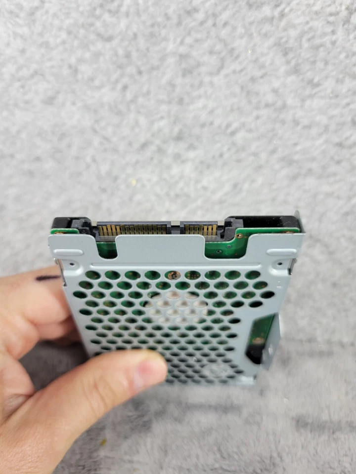 Hitachi HTS541640J9SA00 40GB SATA 5400RPM 15p Hard Disk Drive HDD 2.5" X 9.5mm - Image 4 of 4