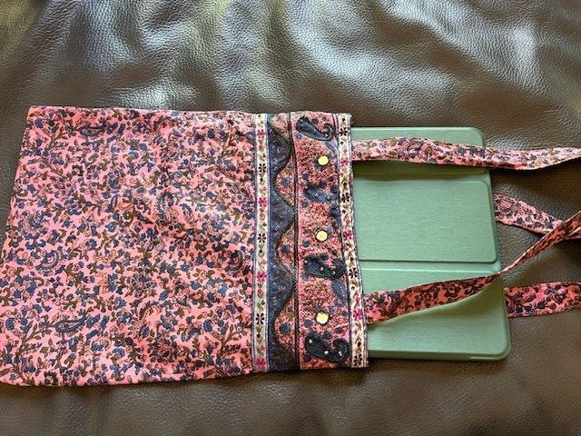 Karavan Trading Company cloth club bag cellphone ipad wristlet purse mirror trim