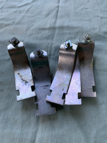 Lot of 4 Pairs T&B Thomas & Betts 2-1/2" Rigid Pipe Clamp With Bolts Fencing - Picture 7 of 7