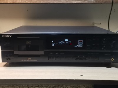 Sony DTC-670 DAT Digital Audio Tape Deck   DEFEKT / für Bastler