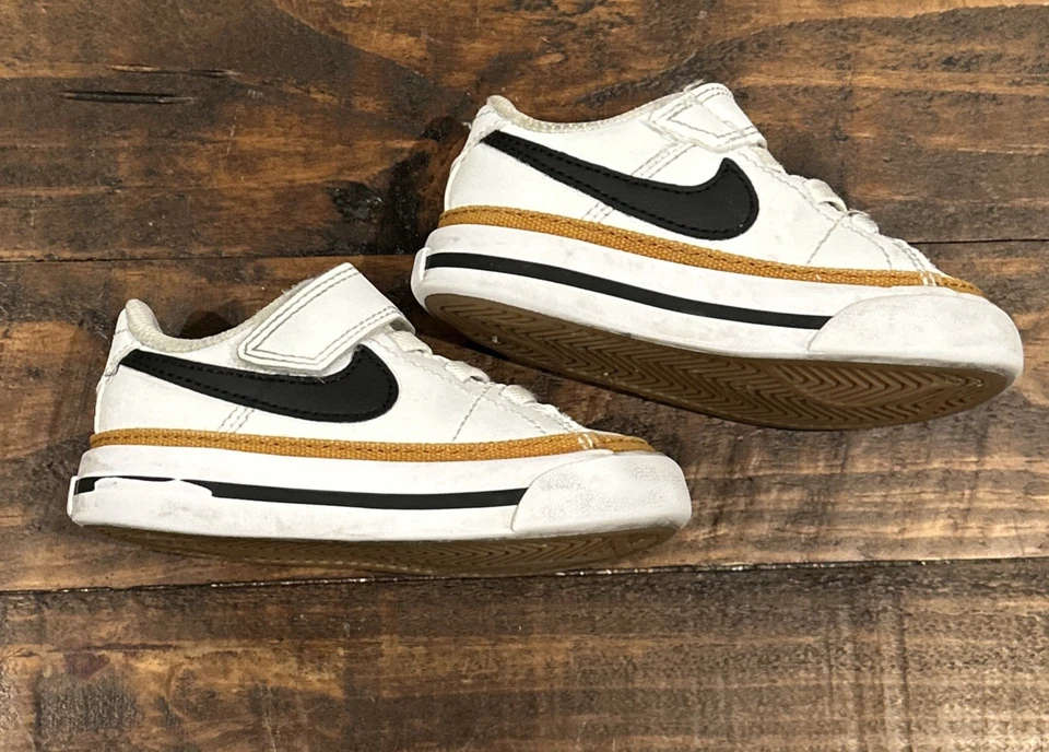 Nike Court Legacy DA5382-102 blanco talla 4,5 niño pequeño Foto 3 de 4