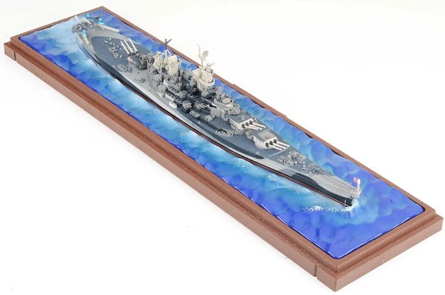 862031B Forces of Valor Iowa-class Battleship 1/700 Model USS Missouri USN - Image 2 of 2