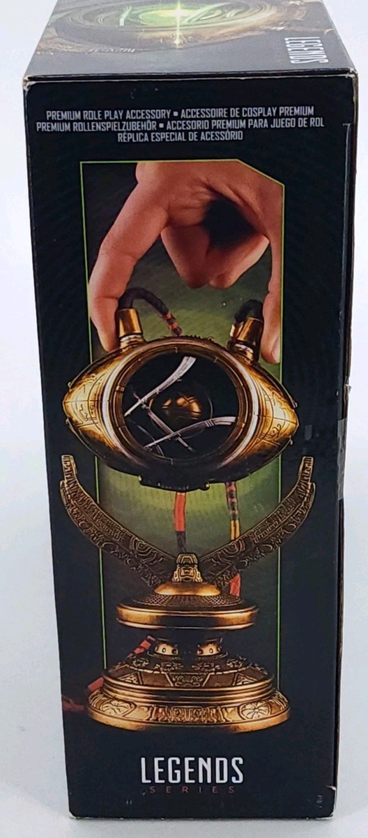 Hasbro Marvel Legends Doctor Strange Gold Eye of Agamotto Action