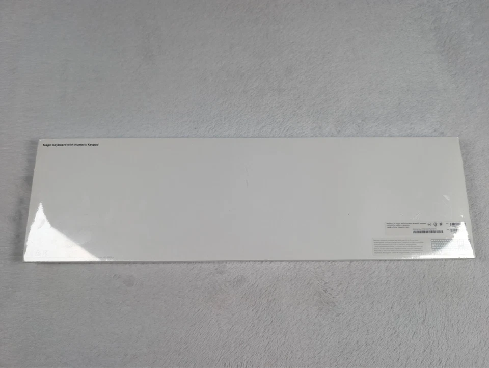 Apple Magic Wireless Keyboard Numeric Keypad A1843 Silver/White NEW SEALED - Image 3 of 4
