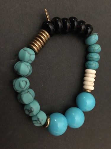 ANTHROPOLOGIE BRACELET PULL ON STYLE SEREFINA BEADED STRETCH BRACELET BLUE BLACK - Picture 2 of 6