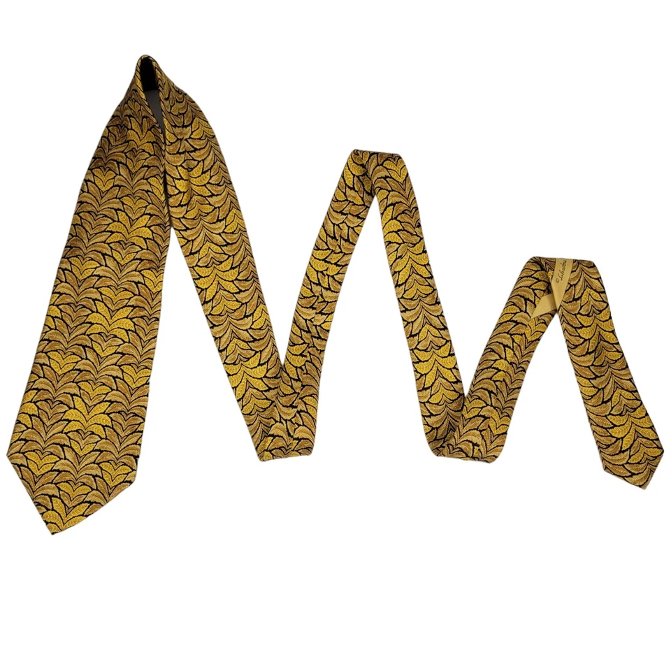 Gravata Salvatore Ferragamo Itália Safári Folhas da Selva 100% Tecido de Seda Novo sem etiquetas - Imagem 4 de 4