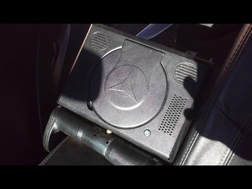 Used Infotainment Display fits: 2014 Jeep Grand cherokee DVD player Blu-Ray Grad