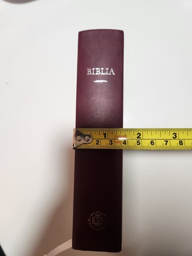 Hungarian Bible, Wine and Mauve color, Hardcover (NEW Condition) - Picture 4 of 13