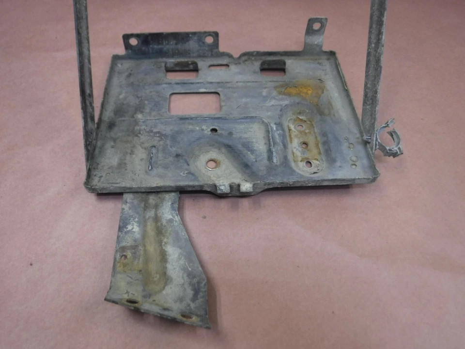 Bandeja cortafuegos caja batería Jeep Wrangler YJ 91-95 55345013 envío gratuito Foto 2 de 3