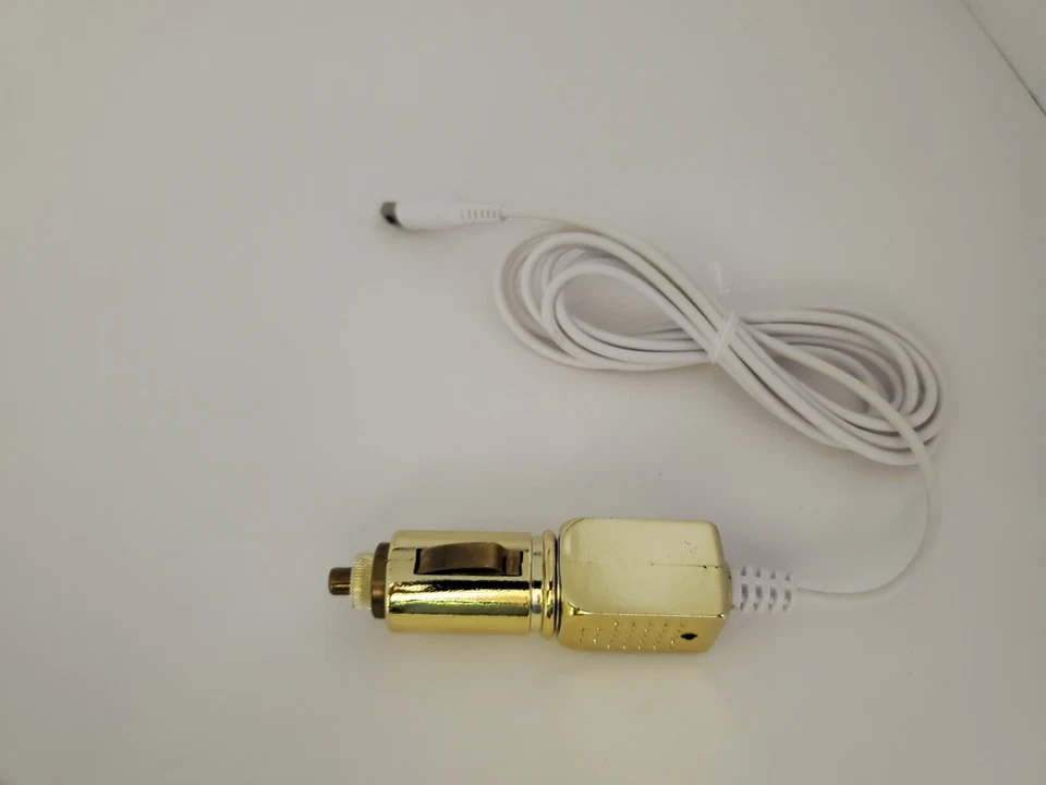 NUEVO CARGADOR DE COCHE GOLD DREAM GEAR 12V PARA NINTENDO 3DS/3DS XL/DSI/DSI XL H13 Foto 3 de 3