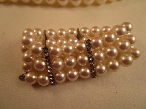 Vintage Lot of Faux Pearl Necklaces Clip Earrings Bracelets Costume Jewelry - Picture 6 of 8