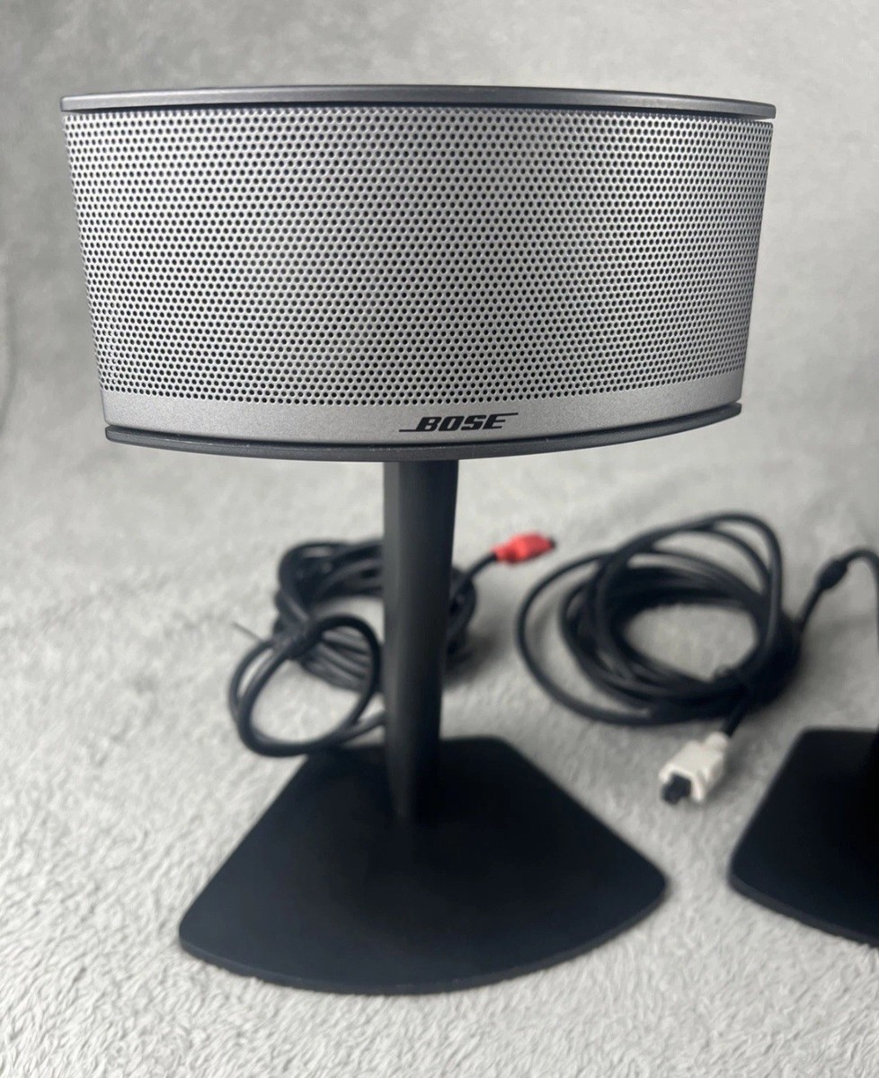 Bose Companion 5 Multimedia Speaker System w/Subwoofer Complete