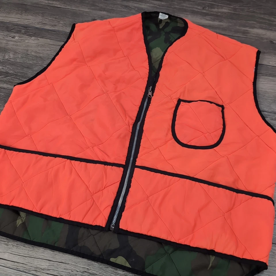 Vintage Camo Hunting Vest Orange Men's Extra Large Made In USA Reversible Camo - Image 2 of 4