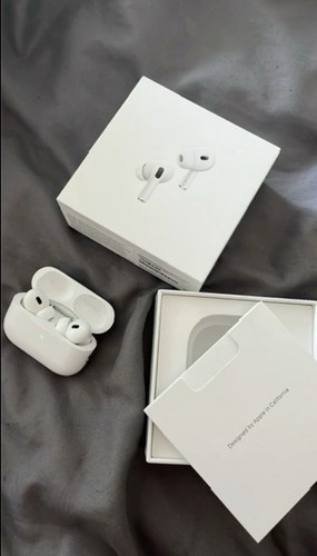 AirPods Pro 2ème génération - Photo 2 sur 3